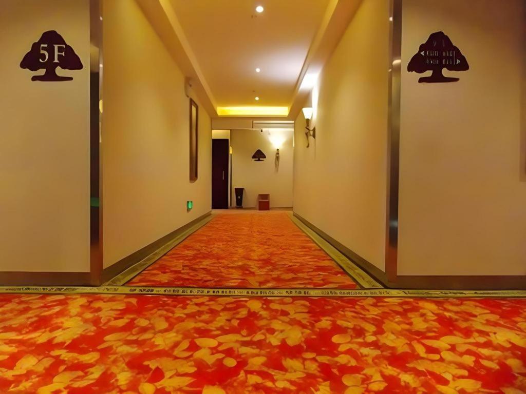 Greentree Inn Guangzhou Panyu Chimelong Happy World Business Hotel Екстериор снимка