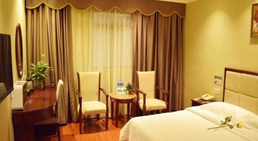 Greentree Inn Guangzhou Panyu Chimelong Happy World Business Hotel Екстериор снимка